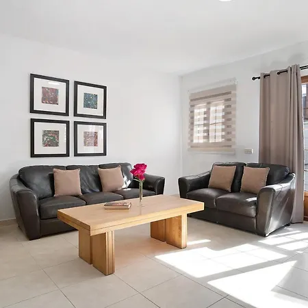 Jeamir I Villa
