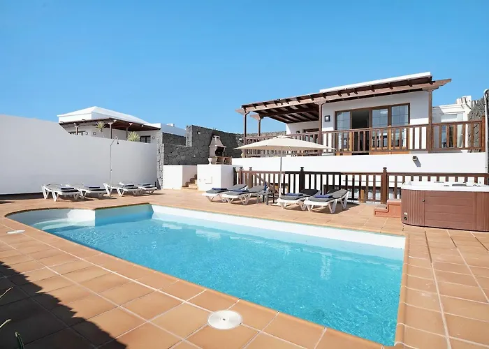 Jeamir I Villa Playa Blanca