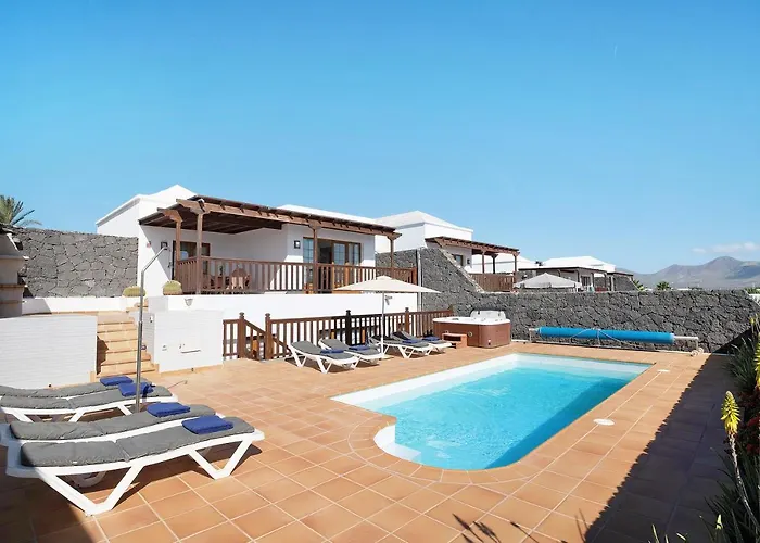 Jeamir I Villa Playa Blanca